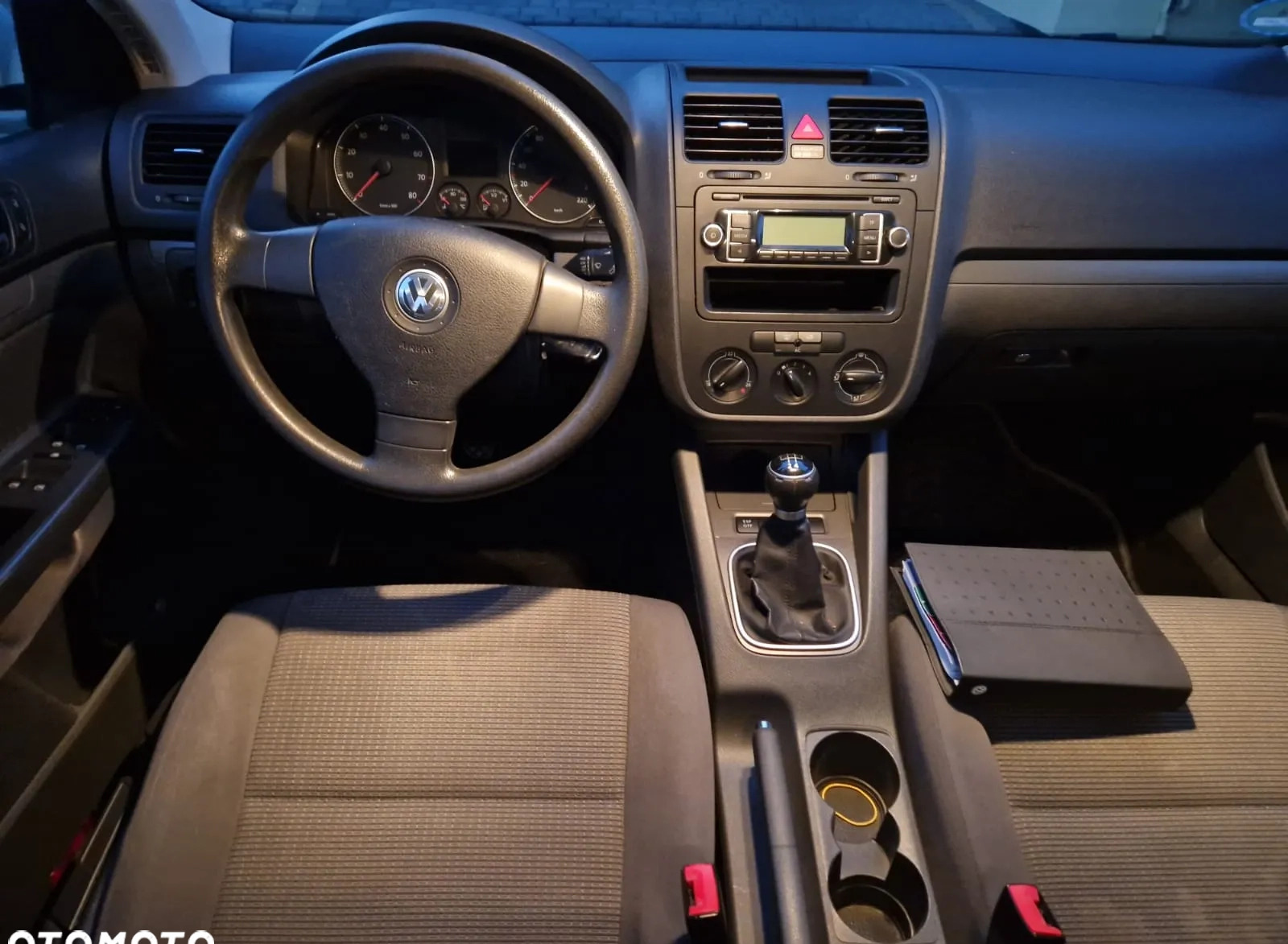 Volkswagen Golf cena 13600 przebieg: 212300, rok produkcji 2009 z Lewin Brzeski małe 79